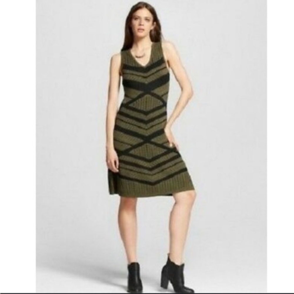 Mossimo Olive Green and Black Sleeveless V-Neck Knit Dress